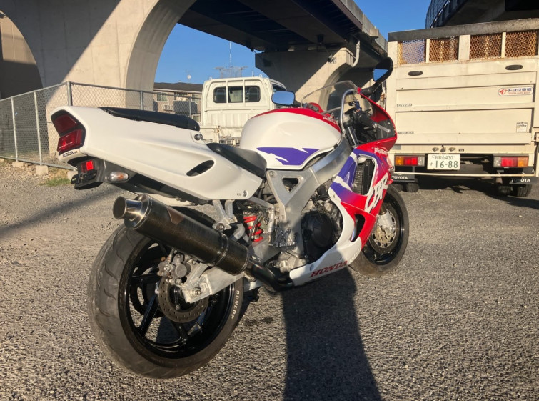 Мотоцикл Honda CBR900RR з пробігом 20950 km