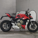 Мотоцикл Ducati STREETFIGHTER V4 з пробігом 7784 km