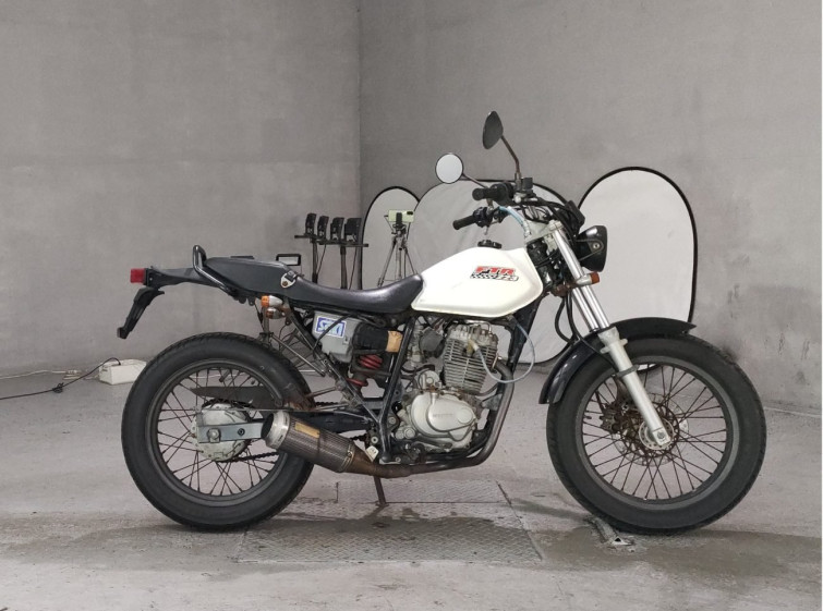 Мотоцикл Honda FTR223 з пробігом 34396 km
