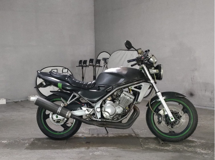 Мотоцикл Kawasaki BALIUS ZR250 с пробегом 33910 km