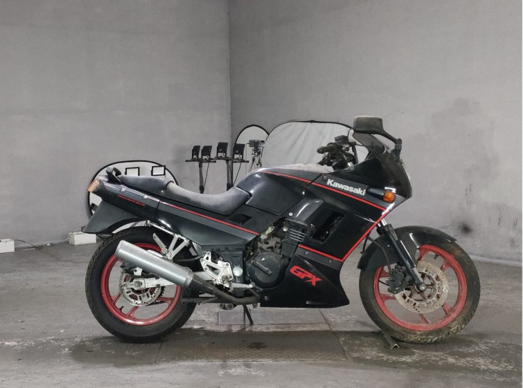 Мотоцикл Kawasaki GPX250R с пробегом 33569 km