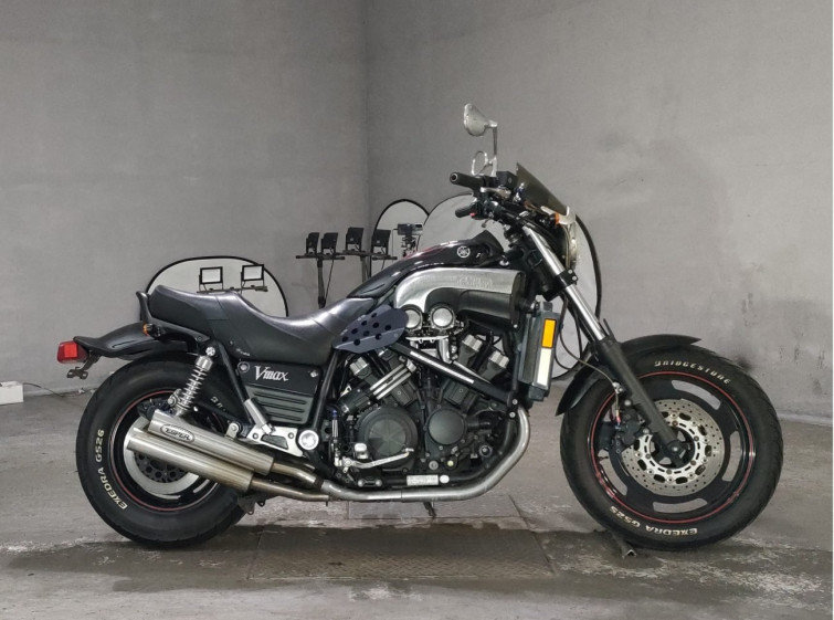 Мотоцикл Yamaha V-MAX1200 з пробігом 18995 km