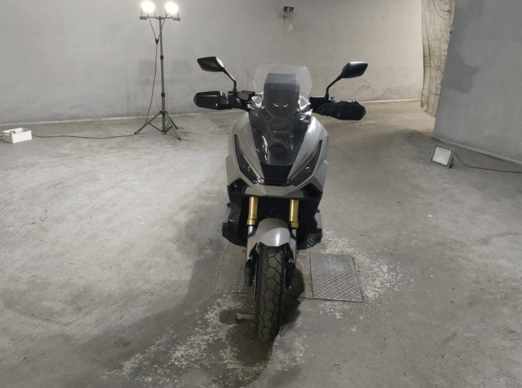 Мотоцикл Honda X-ADV750 с пробегом 5986 km
