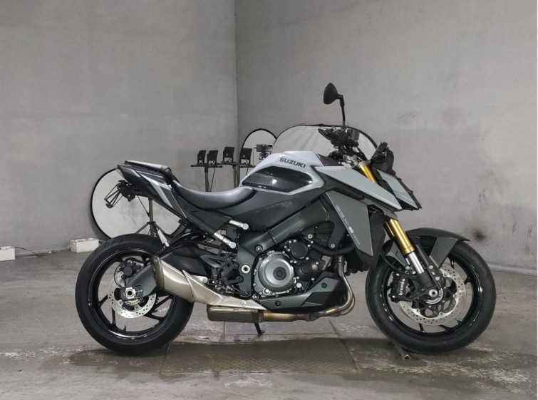 Мотоцикл Suzuki GSX-S1000 с пробегом 8924 km