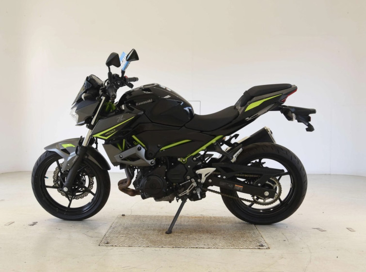 Мотоцикл Kawasaki Z400 с пробегом 1394 km