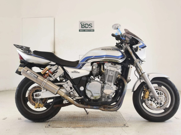 Мотоцикл Honda CB1300SF