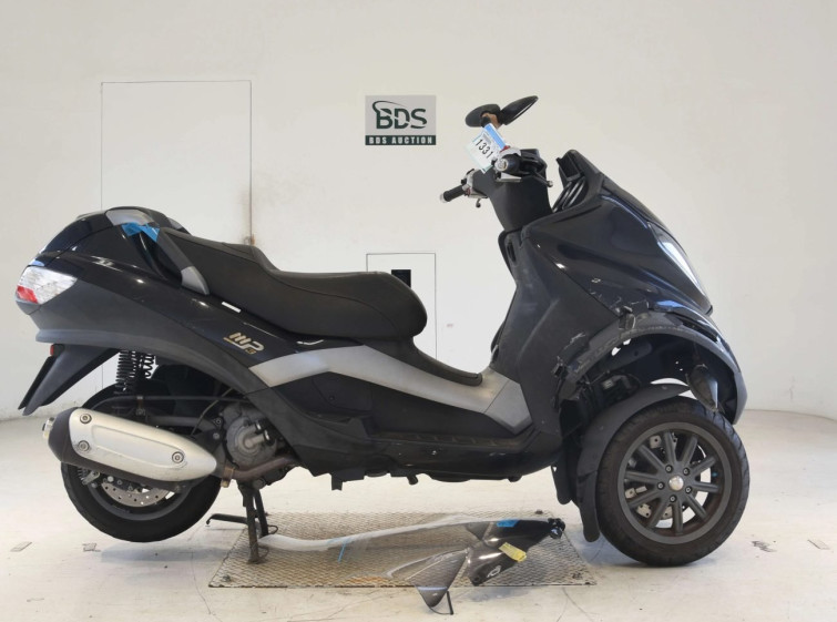 Мотоцикл Piaggio MP3250 с пробегом 10668 km