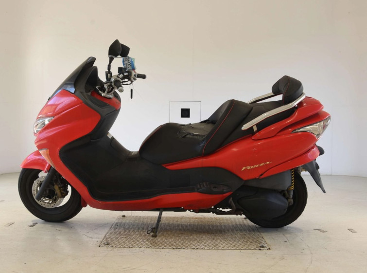 Мотоцикл Honda FORZA