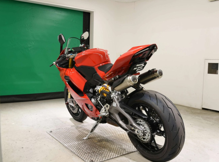 Мотоцикл Ducati PANIGALE V2S з пробігом 1995 km