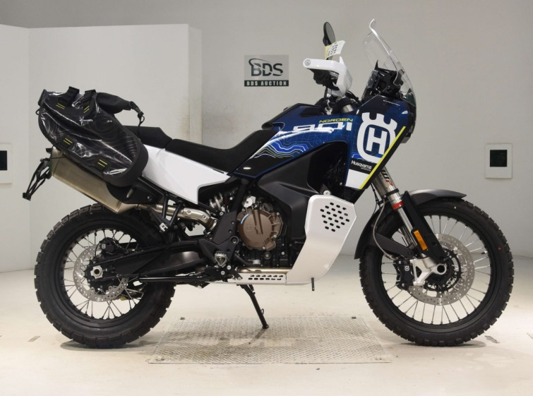 Мотоцикл Husqvarna NORDEN901