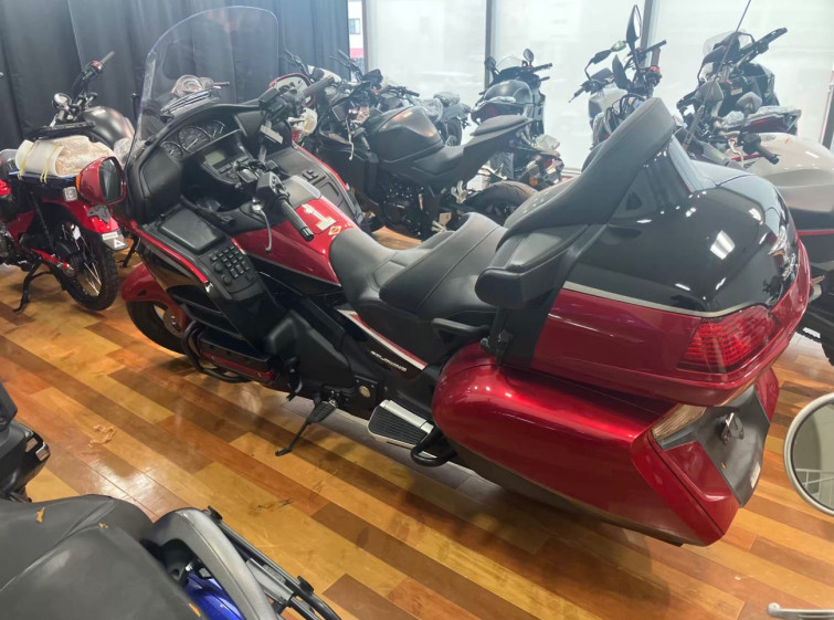 Мотоцикл Honda GL1800SE 40TH ANV с пробегом 41931 km