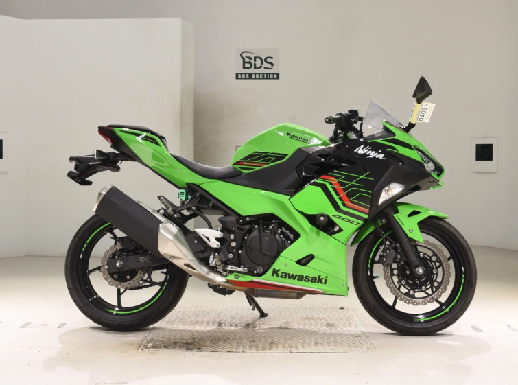 Мотоцикл Kawasaki NINJA400 з пробігом 3213 km