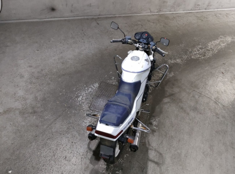 Мотоцикл Honda VFR750F с пробегом 32129 km
