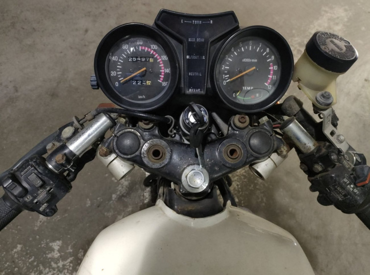 Мотоцикл Yamaha RZ350 з пробігом 25496 km