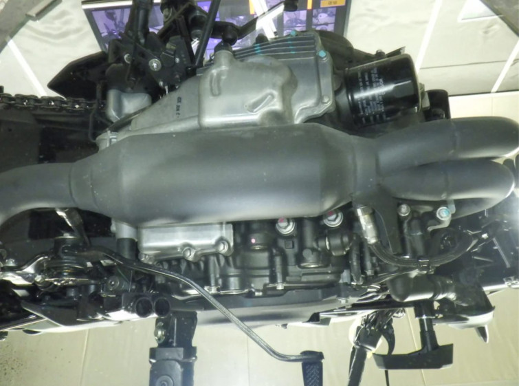 Мотоцикл Kawasaki ELIMINATOR400-3SE с пробегом 929 km