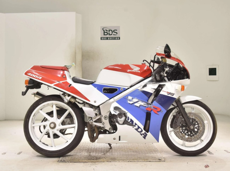 Мотоцикл Honda VFR400R с пробегом 32286 km