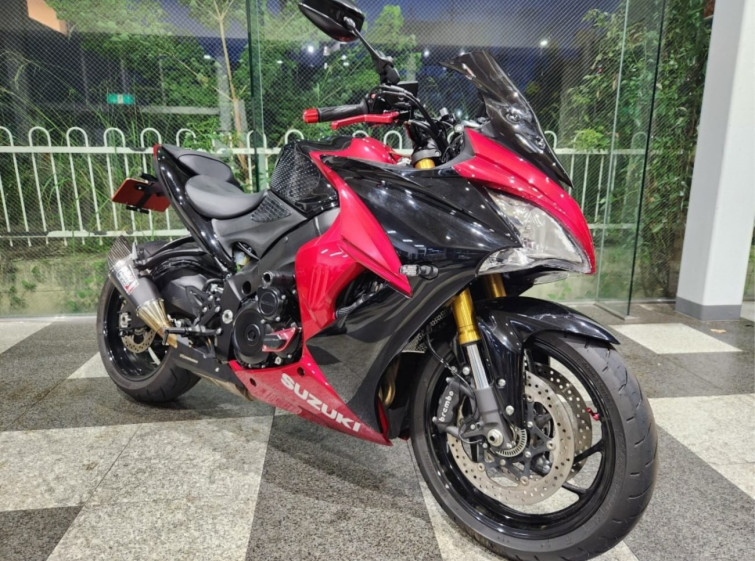 Мотоцикл Suzuki GSX-S1000F з пробігом 6888 km