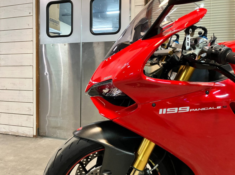 Мотоцикл Ducati 1199 PANIGALE S с пробегом 22095 km