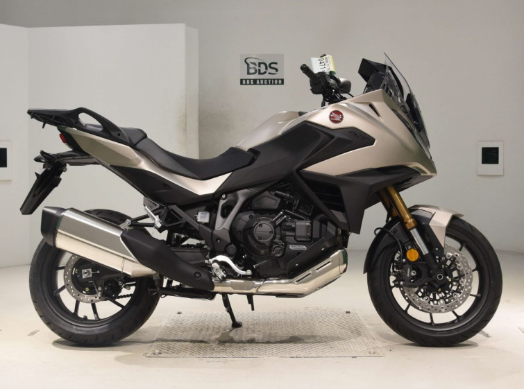 Мотоцикл Honda NT1100 з пробігом 1 km