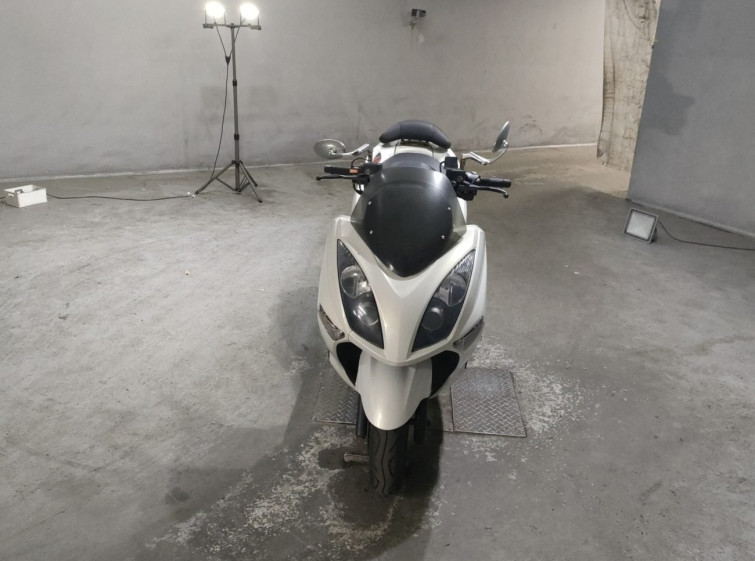 Мотоцикл Yamaha MAJESTY250 с пробегом 61798 km