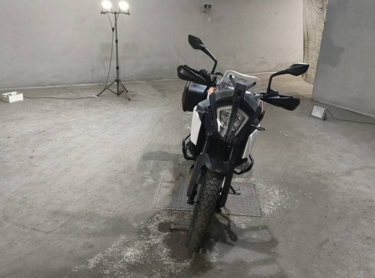Мотоцикл KTM 390 ADVENTURE з пробігом 21352 km