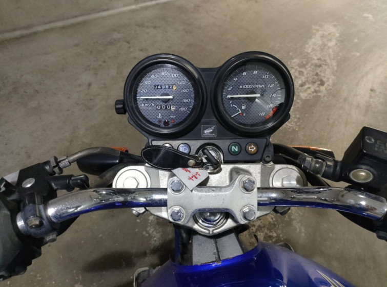 Мотоцикл Honda HORNET 250 с пробегом 4982 km