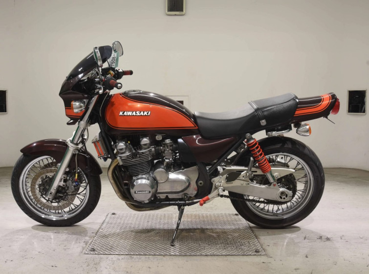 Мотоцикл Kawasaki ZEPHYR750RS с пробегом 27304 km