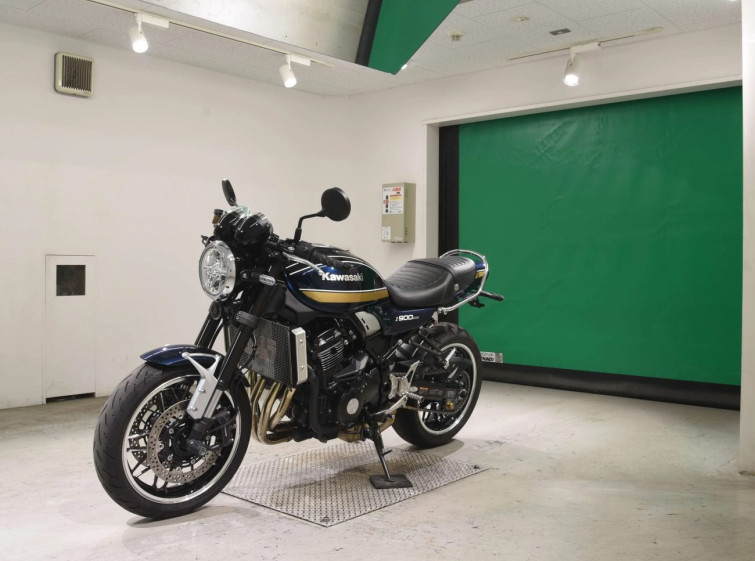 Мотоцикл Kawasaki Z900RS с пробегом 5211 km
