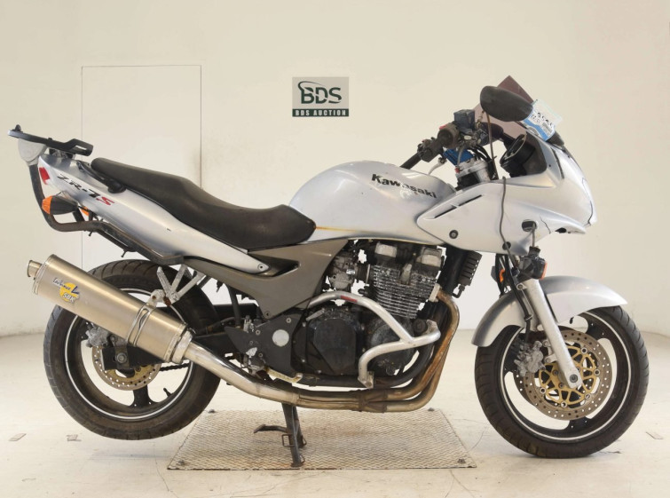 Мотоцикл Kawasaki ZR-7S з пробігом 22845 km