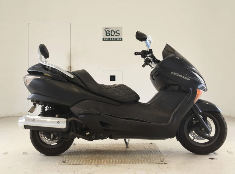 Мотоцикл Honda FORZA Z