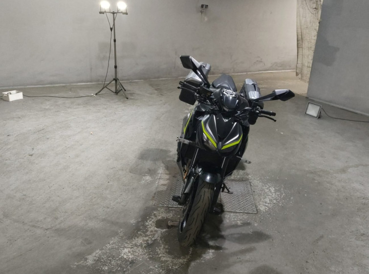 Мотоцикл Kawasaki Z1000 з пробігом 9288 km