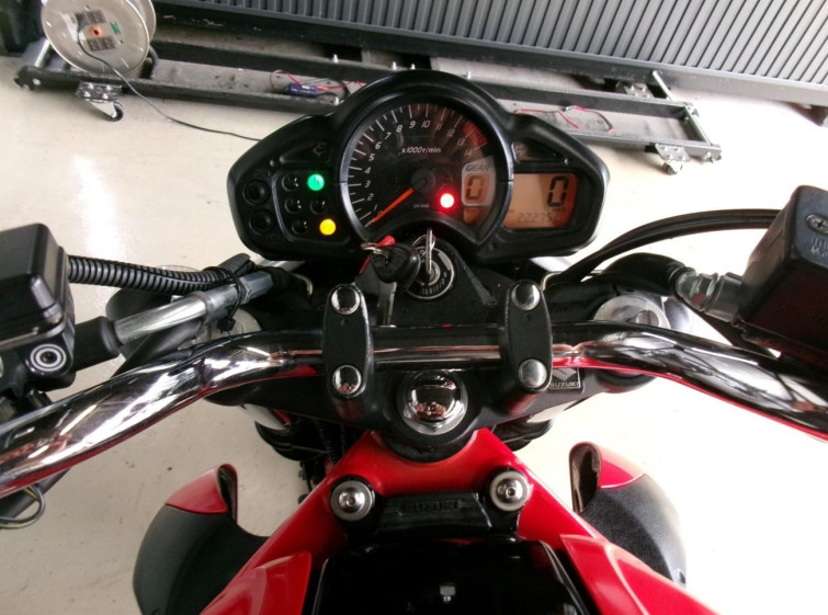 Мотоцикл Suzuki GLADIUS 400 ABS с пробегом 22275 km