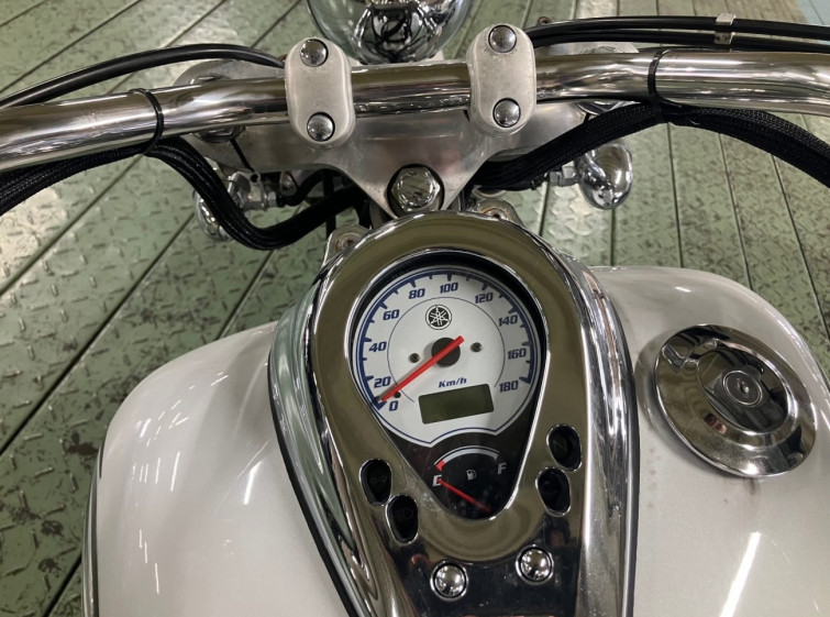 Мотоцикл Yamaha DRAGSTAR XVS400