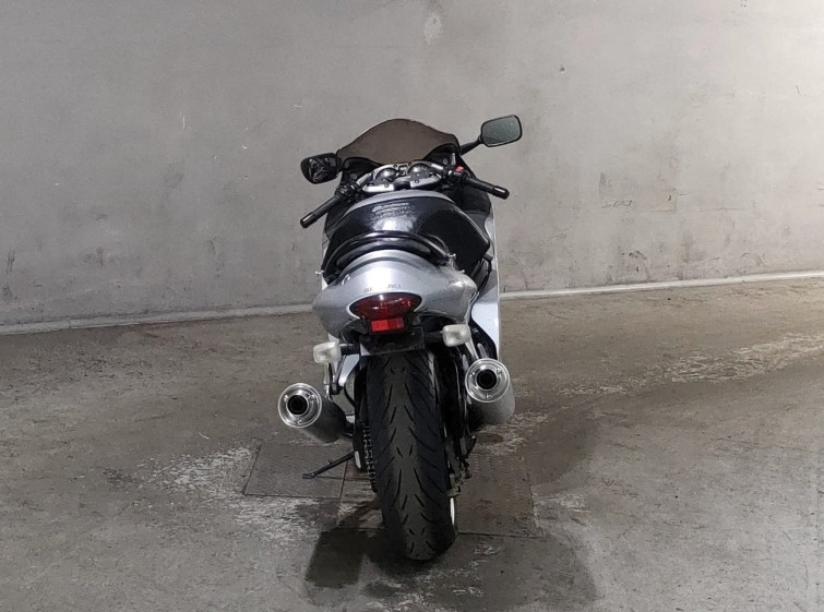 Мотоцикл Suzuki GSX1300R HAYABUSA с пробегом 75167 km
