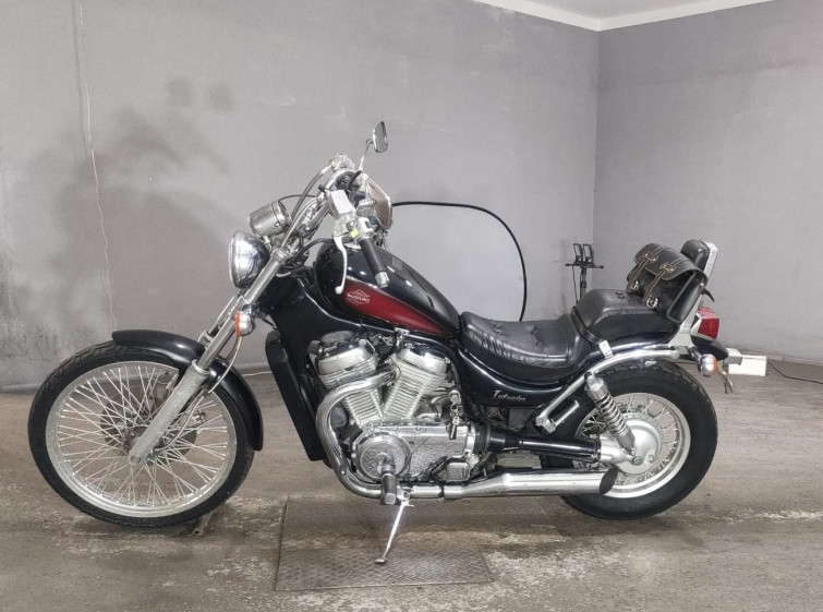 Мотоцикл Suzuki INTRUDER 400 з пробігом 30103 km