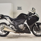 Мотоцикл Honda VFR1200FD з пробігом 77094 km