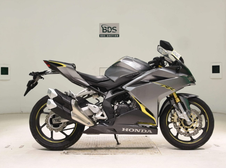Мотоцикл Honda CBR250RR з пробігом 20099 km
