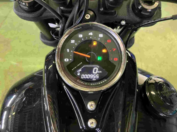 Мотоцикл HD F X FBS з пробігом 955 km