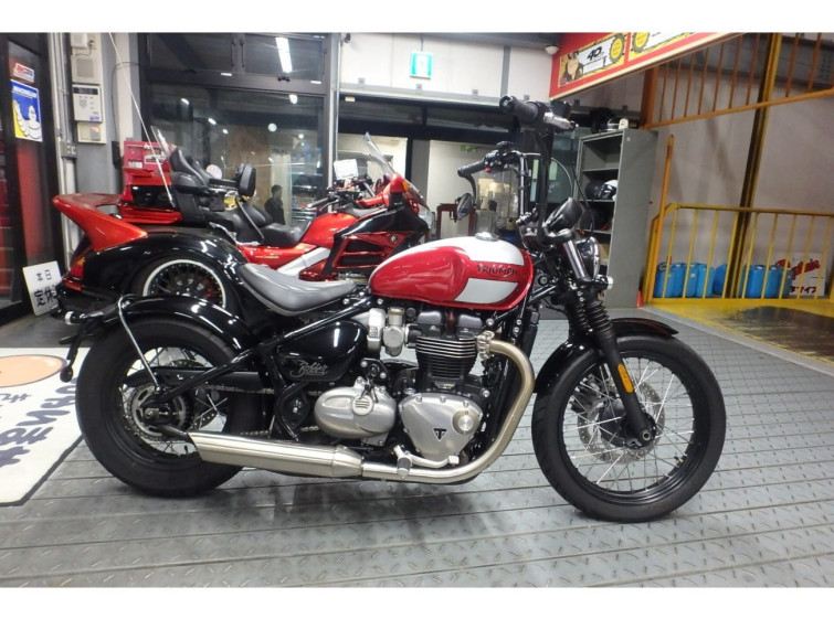 Мотоцикл Triumph BONNEVILLE BOBA з пробігом 6331 km
