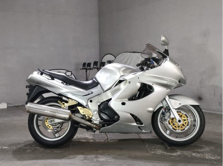 Мотоцикл Kawasaki ZZ-R1200 з пробігом 95845 km