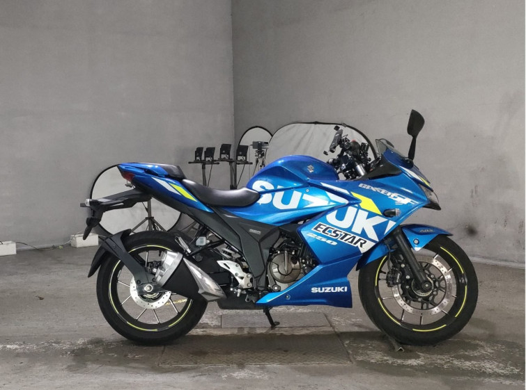 Мотоцикл Suzuki GIXXER250SF с пробегом 19311 km