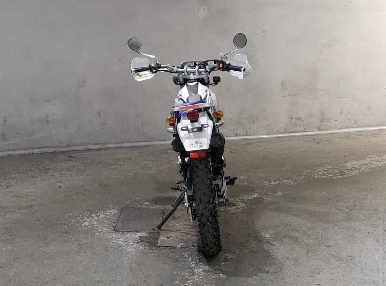 Мотоцикл Yamaha ｾﾛｰ225 з пробігом 8574 km