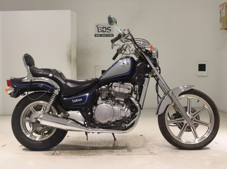Мотоцикл Kawasaki VULCAN400 CUSTOM з пробігом 13033 km