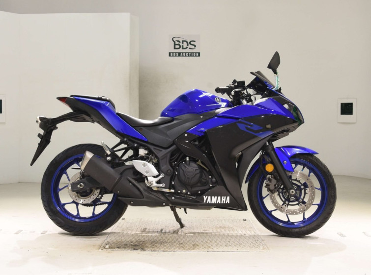 Мотоцикл Yamaha YZF-R3 с пробегом 16780 km