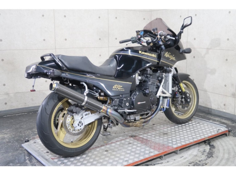 Мотоцикл Kawasaki GPZ900R з пробігом 22759 km