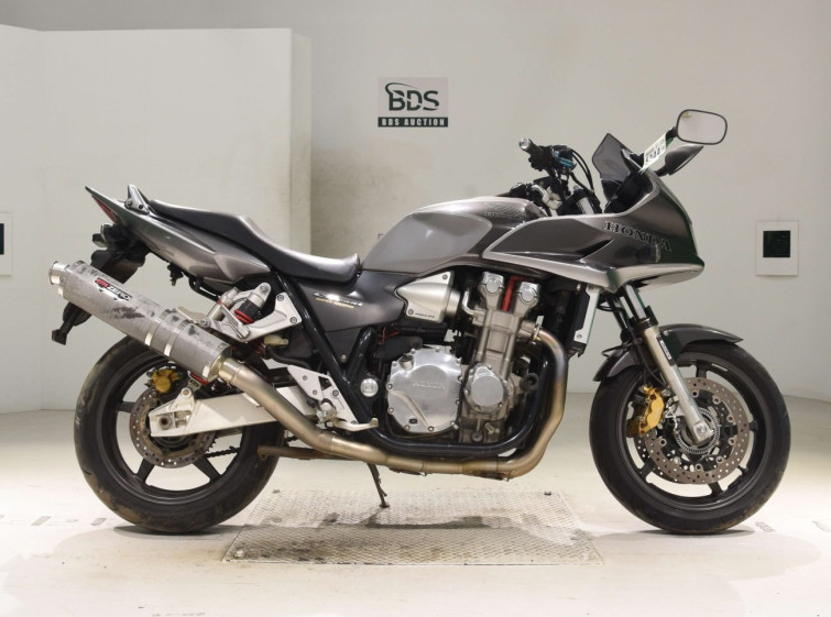 Мотоцикл Honda CB1300SF BOLDOR з пробігом 32959 km