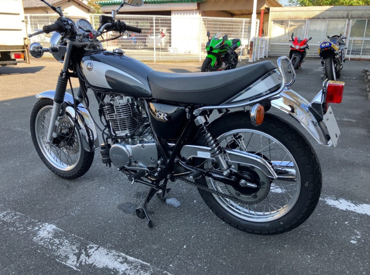 Мотоцикл Yamaha SR400 з пробігом 24494 km