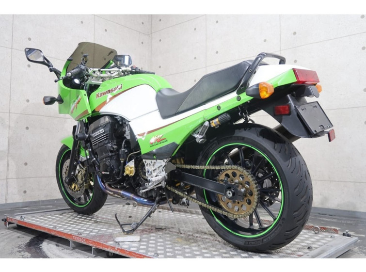 Мотоцикл Kawasaki GPZ900R з пробігом 54374 km