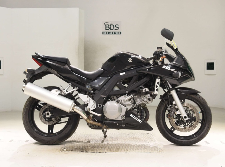 Мотоцикл Suzuki SV1000S с пробегом 43901 km