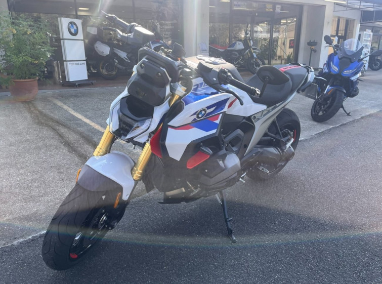 Мотоцикл BMW R1300R з пробігом 101 km